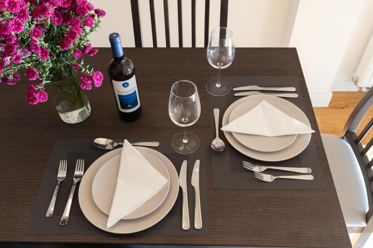 Wonderful Central Athens 2 Bedroom 2 Bath Sleeps 8 Buitenkant foto